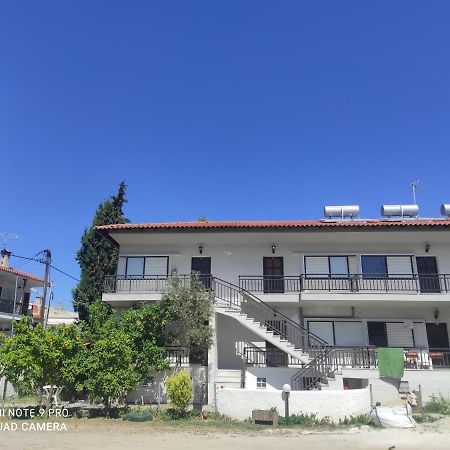 Ferienwohnung Iris Pefkochori Exterior foto